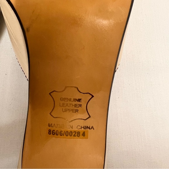 Espanola mule heels, size 8 1/2M. - Picture 10 of 12